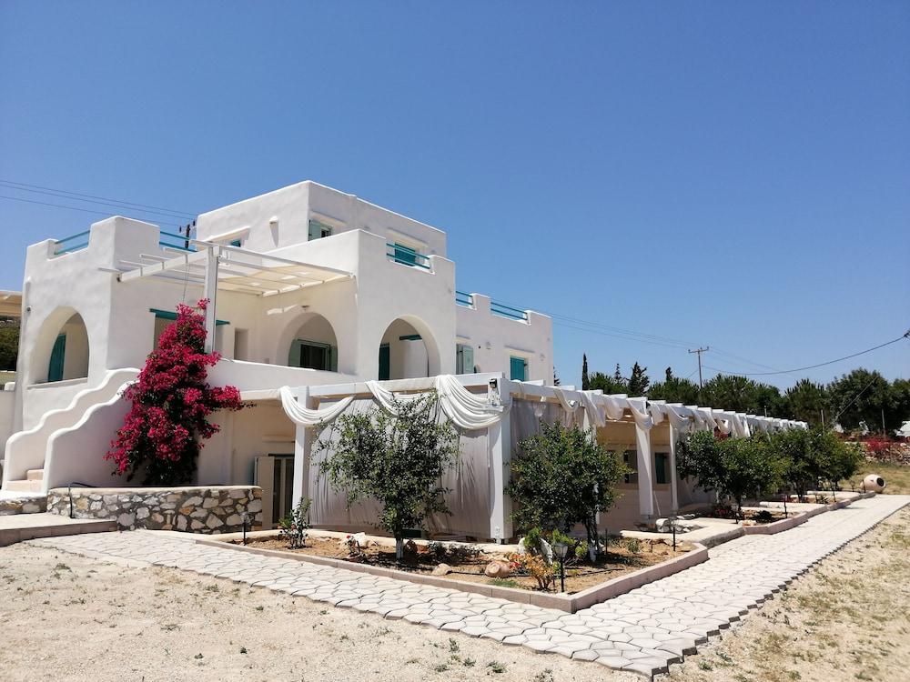אמבלאס Villa Kampos Naousa-Marpisa מראה חיצוני תמונה